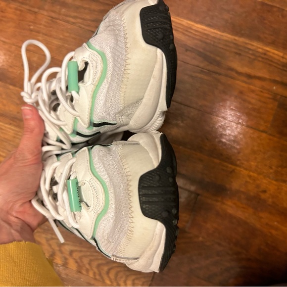 adidas ozweego I love dance shoes - Picture 3 of 6